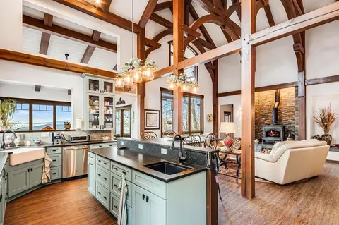 Kitchen - 2223 Scarlet Rdg, Sylva, NC 28779 photo 6 of 11
