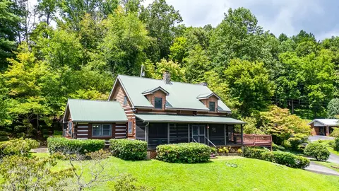 83 Daybreak Rdg, Sylva, NC 28779 photo 4