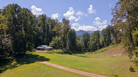 164 Ledford Dr, Franklin, NC 28734