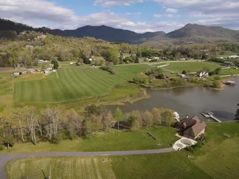 0 Sneaking Creek Dr, Hayesville, NC 28904