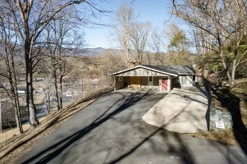 223 Cherry St, Sylva, NC 28779 photo 9