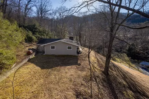 223 Cherry St, Sylva, NC 28779 photo 5