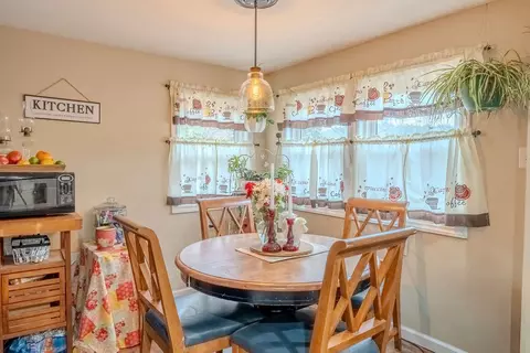 Dining - 567 Clyde Downs Rd, Franklin, NC 28734 photo 1 of 2
