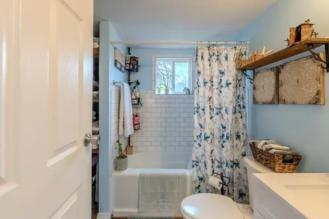 Bath - 567 Clyde Downs Rd, Franklin, NC 28734 photo 1 of 6