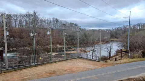 View/Area - 567 Clyde Downs Rd, Franklin, NC 28734 photo 3 of 9