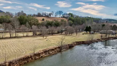 43 Moon Shadow Rd, Franklin, NC 28734 photo 21
