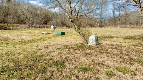 43 Moon Shadow Rd, Franklin, NC 28734 photo 3