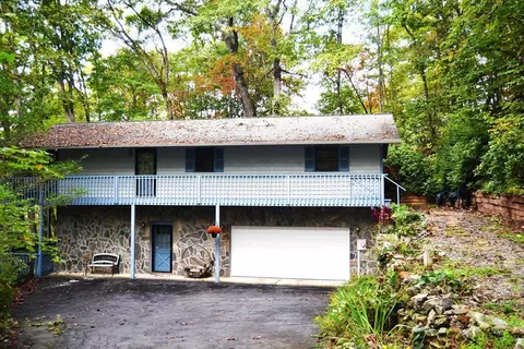 137 Wild Deer Trl, Franklin, NC 28734