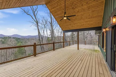 960 Woods Mountain Trl, Cullowhee, NC 28723