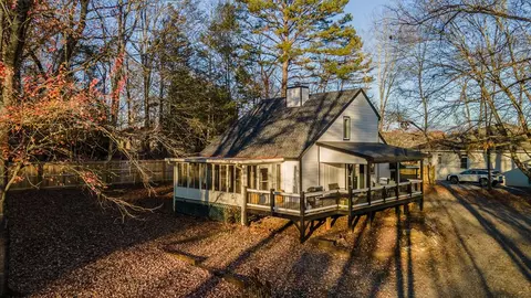 1023 Mcclure Dr, Hayesville, NC 28904