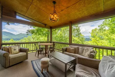 413 Tuskeegee Acres, Robbinsville, NC 28771