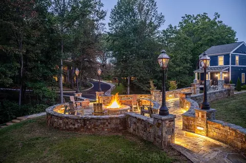 49 Village Cir E, Franklin, NC 28734