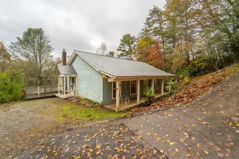 124 Hidden Valley Rd, Franklin, NC 28734