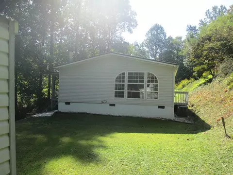 Exterior - 130 Bent Pine Trl, Sylva, NC 28779 photo 10 of 23
