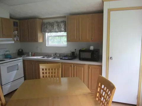 Kitchen - 130 Bent Pine Trl, Sylva, NC 28779 photo 2 of 4