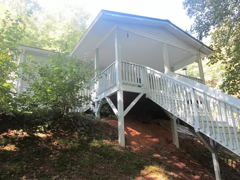 Exterior - 130 Bent Pine Trl, Sylva, NC 28779 photo 6 of 23