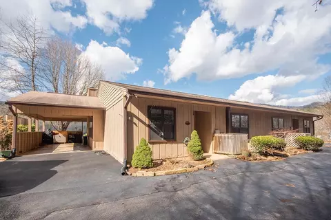 101 A Woodside Villa Dr, Franklin, NC 28734