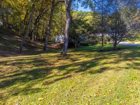 30 Middle Dr, Franklin, NC 28734 photo 41