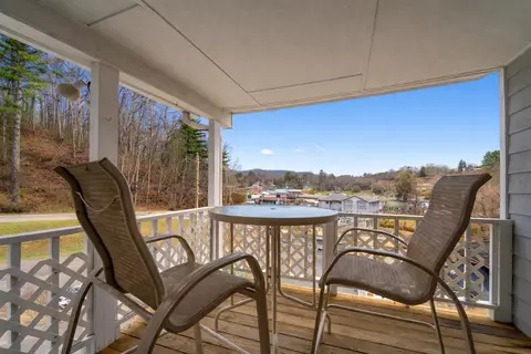 116 Heritage Hollow Cir, Franklin, NC 28734