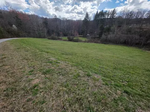 lot Apt 52 Porter Creek Dr, Franklin, NC 28734