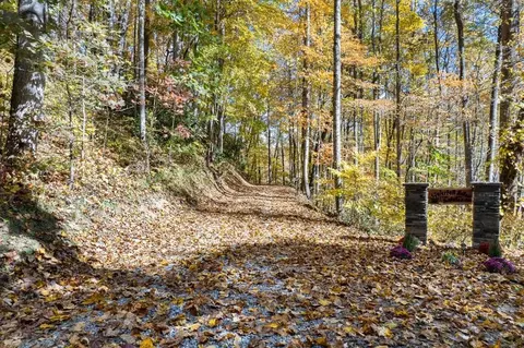 00 Waterfall Holw, Whittier, NC 28789