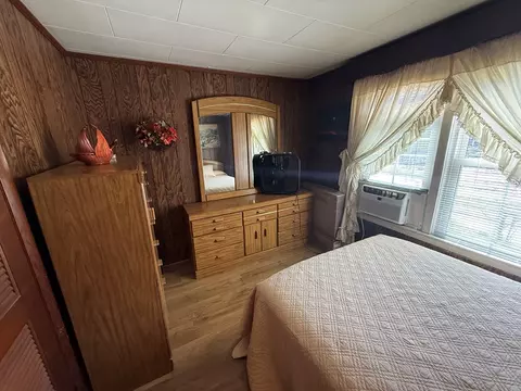 Bedroom - 153 N River Rd, Dillsboro, NC 28725 photo 4 of 7