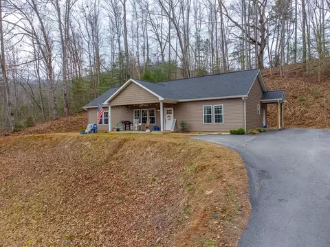 201 Woodhaven Ests, Sylva, NC 28779
