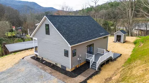 67 Patterson Dr, Dillsboro, NC 28725 photo 6