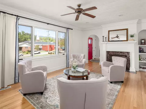 Living - 117 Jackson St, Sylva, NC 28779 photo 3 of 7