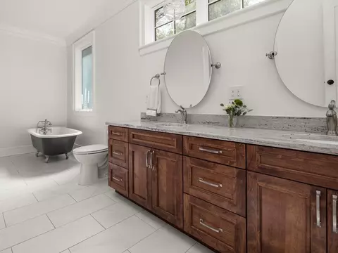 Bath - 117 Jackson St, Sylva, NC 28779 photo 1 of 4
