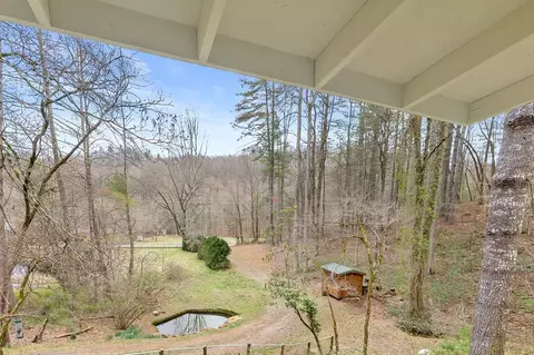 2035 Wayah Rd, Franklin, NC 28734