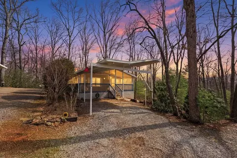 45 Teran Cir, Franklin, NC 28734