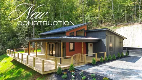 338 Forest Glen Trl, Franklin, NC 28734