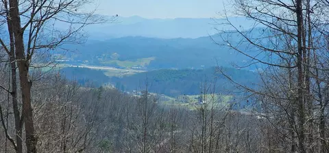 390 Buckhead Trce, Franklin, NC 28734