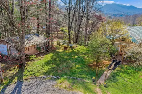 Exterior - 118 Dutton Dr, Franklin, NC 28734 photo 18 of 22