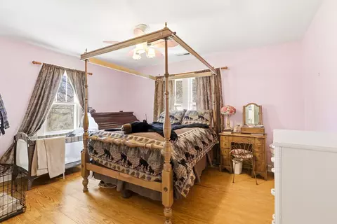 Bedroom - 118 Dutton Dr, Franklin, NC 28734 photo 1 of 4