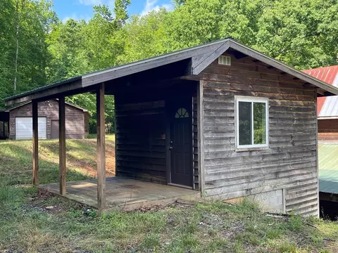 Exterior - 930 Copperhead Cv, Sylva, NC 28779 photo 9 of 9