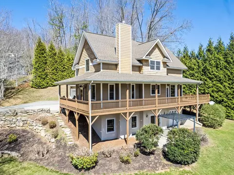 184 Silent Frst, Canton, NC 28716