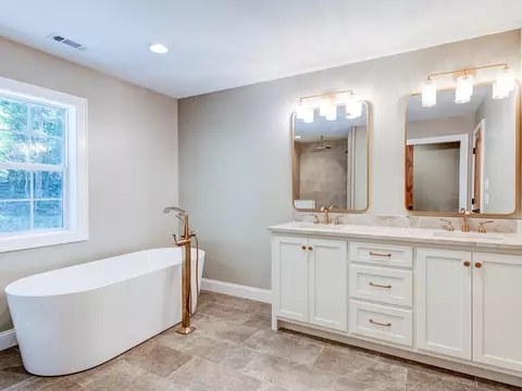 Bath - Undisclosed, Franklin, NC 28734 photo 1 of 1