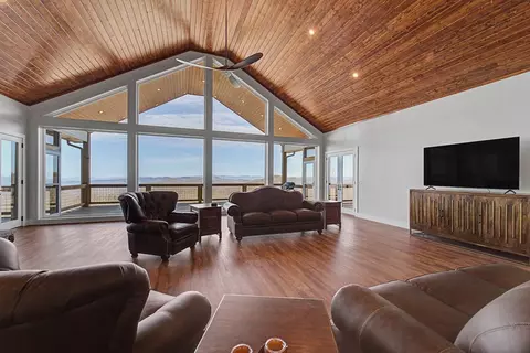 Living - 56 Rusty Rdg, Cullowhee, NC 28723 photo 2 of 5