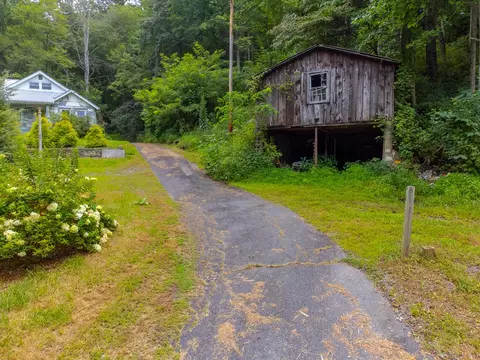 105 Marble Dr, Sylva, NC 28779 photo 8