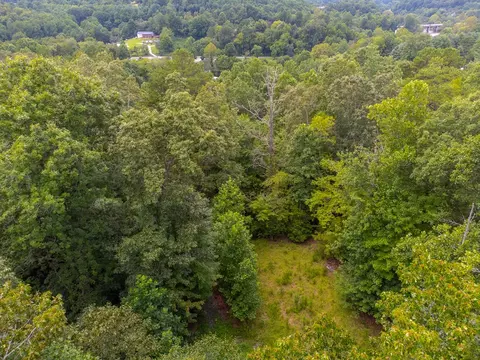 105 Marble Dr, Sylva, NC 28779 photo 3
