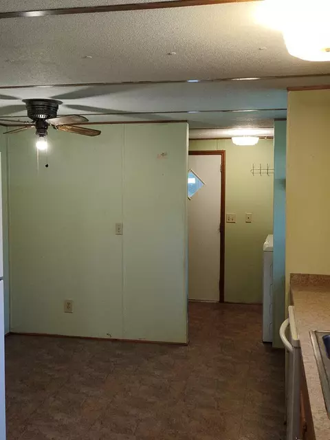 Entry Way - 2960 Clarks Chapel Rd, Franklin, NC 28734 photo 2 of 2