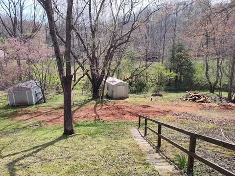 Exterior - 2960 Clarks Chapel Rd, Franklin, NC 28734 photo 3 of 8