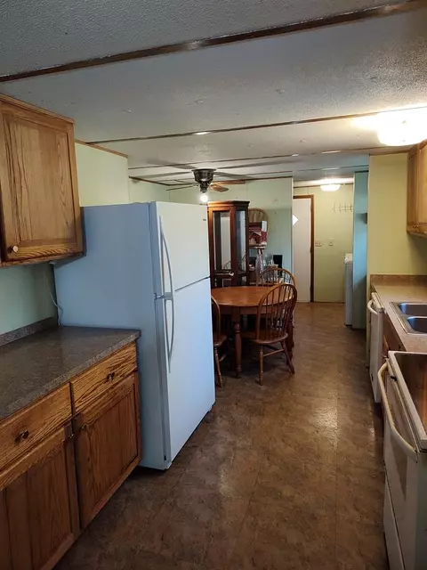 Kitchen - 2960 Clarks Chapel Rd, Franklin, NC 28734 photo 3 of 5