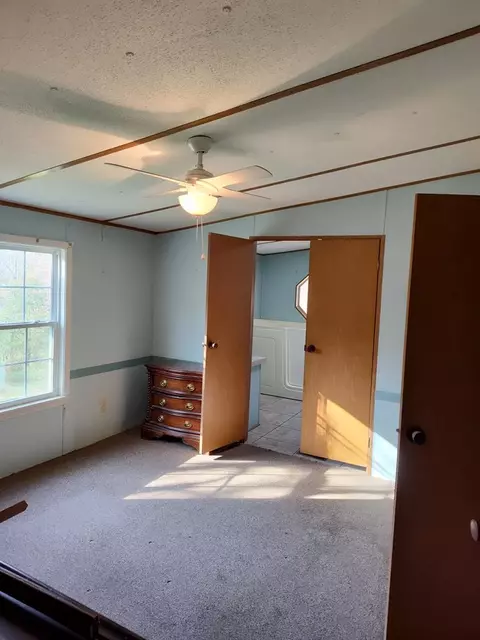 Bedroom - 2960 Clarks Chapel Rd, Franklin, NC 28734 photo 4 of 13