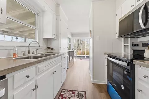 Entry Way - 25 E Caesar Rd, Otto, NC 28763 photo 1 of 3