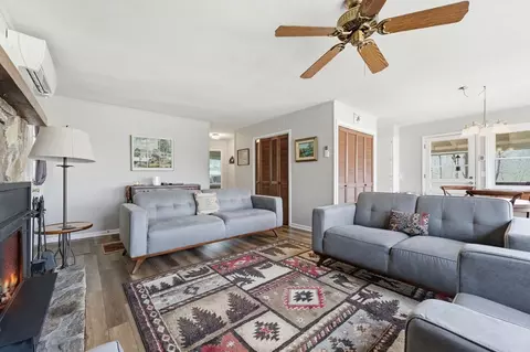 Living - 25 E Caesar Rd, Otto, NC 28763 photo 4 of 7