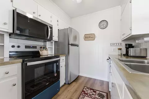 Kitchen - 25 E Caesar Rd, Otto, NC 28763 photo 1 of 4