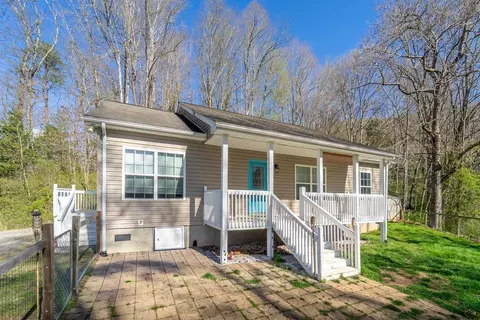 138 Elm St, Sylva, NC 28779